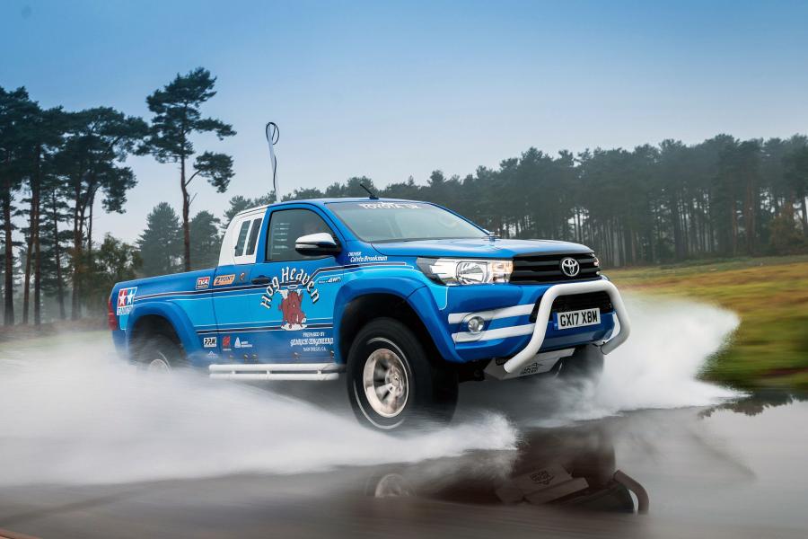 Toyota Hilux Xtra Cab Bruiser by Arctic Trucks '2017